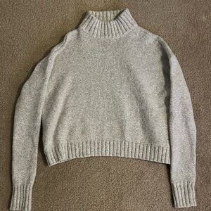 American Eagle Women's Sweater